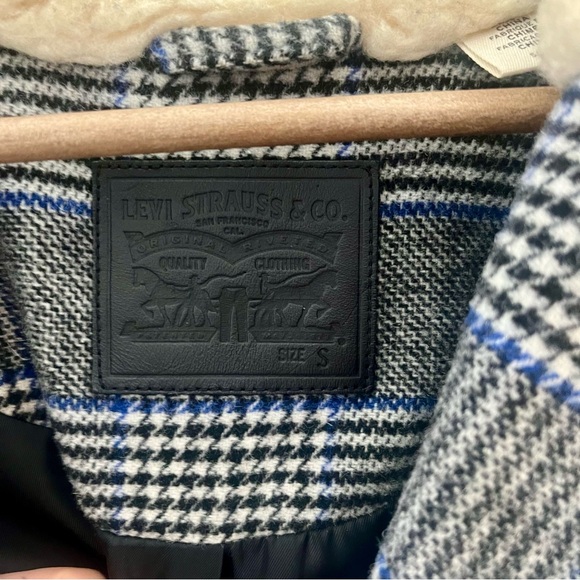 Levi's Amaya Wool Blend Fur Trimmed Collar Meteorite Plaid Pea Coat Size Small - Picture 9 of 16